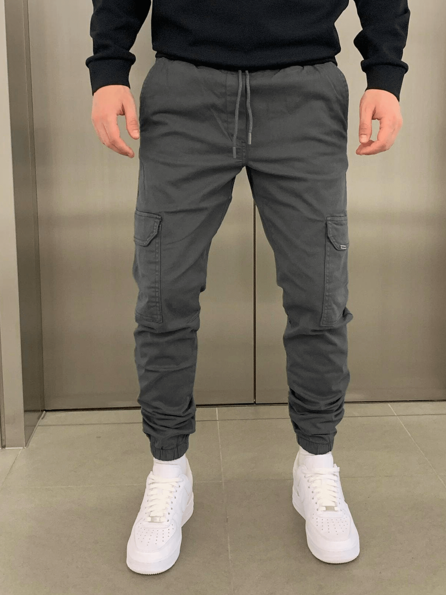 Men's Slim Cargo Jogger Pants with Adjustable Waist and Multiple Pockets